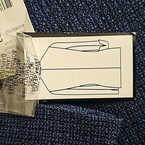 LE SUIT Petite 3 Button Navy Blue Two Piece Skirt Suit - Picture 7 of 14